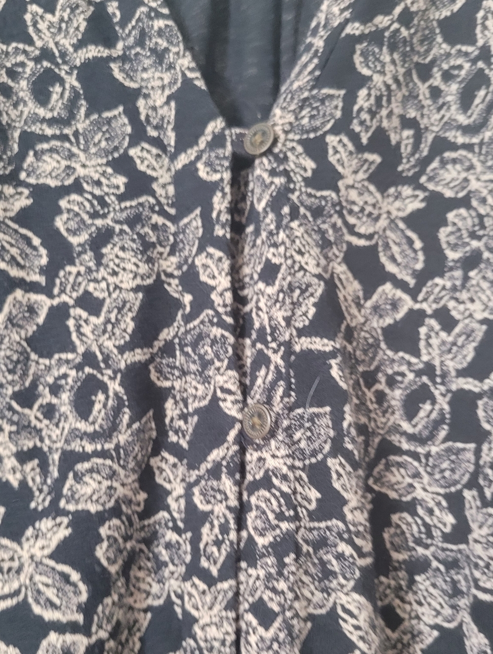 Lucky Brand Black and Cream Floral Boho Peasant Top 1X - Picture 5 of 8